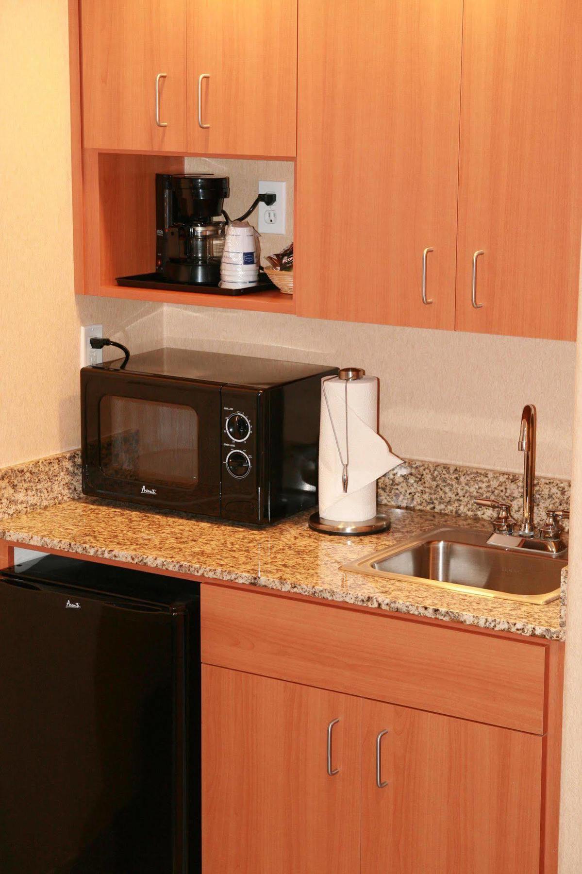 Hampton Inn & Suites Lathrop Zimmer foto